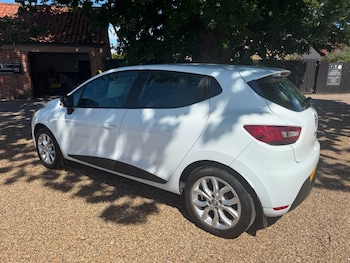 Used Renault Clio 2017 for sale - 79055488: Photo