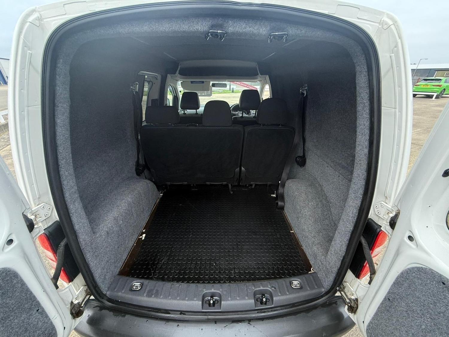 Used Volkswagen Caddy 2013 for sale - 77339523: Photo 20