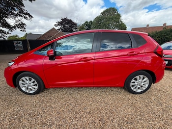 Used Honda Jazz 2018 for sale - 79456769: Photo