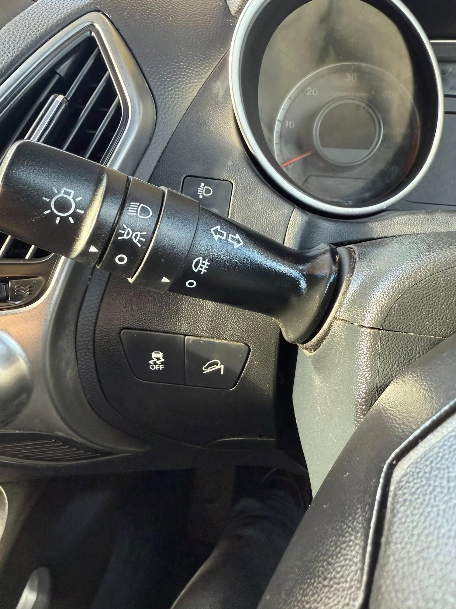 Used Hyundai Ix35 2014 for sale - 76611346: Photo 27