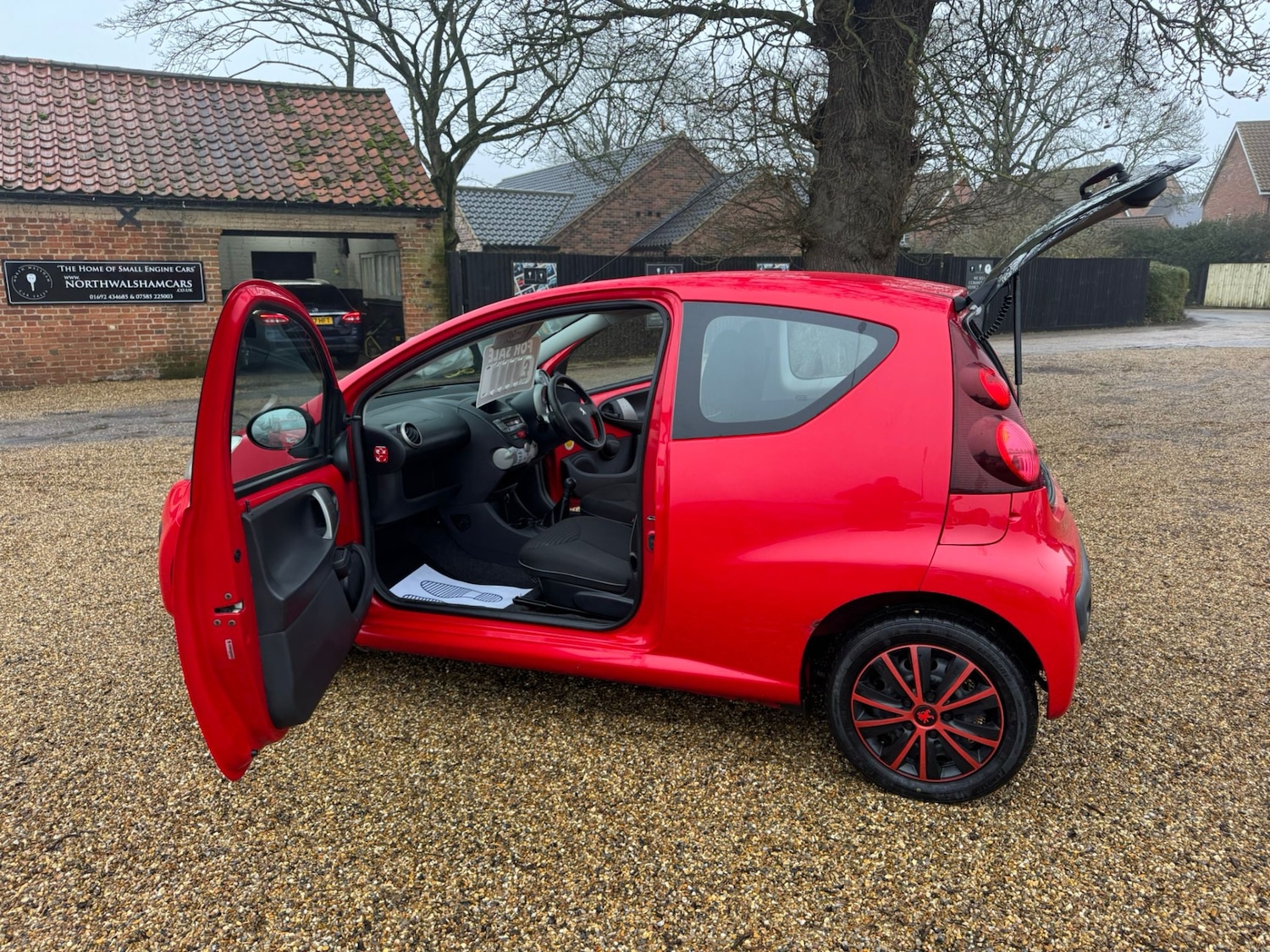 Used Peugeot 107 2014 for sale - 77502587: Photo 13