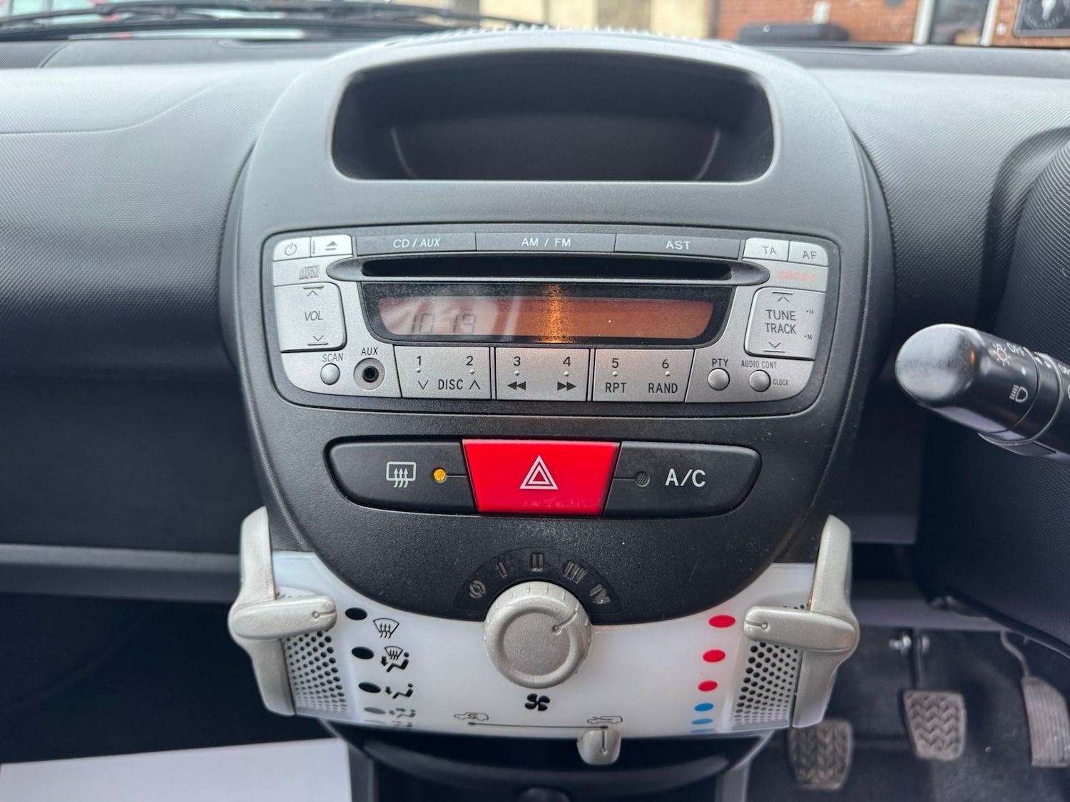 Used Peugeot 107 2014 for sale - 77502587: Photo 22