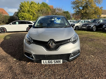 Used Renault Captur 2016 for sale - 79205301: Photo
