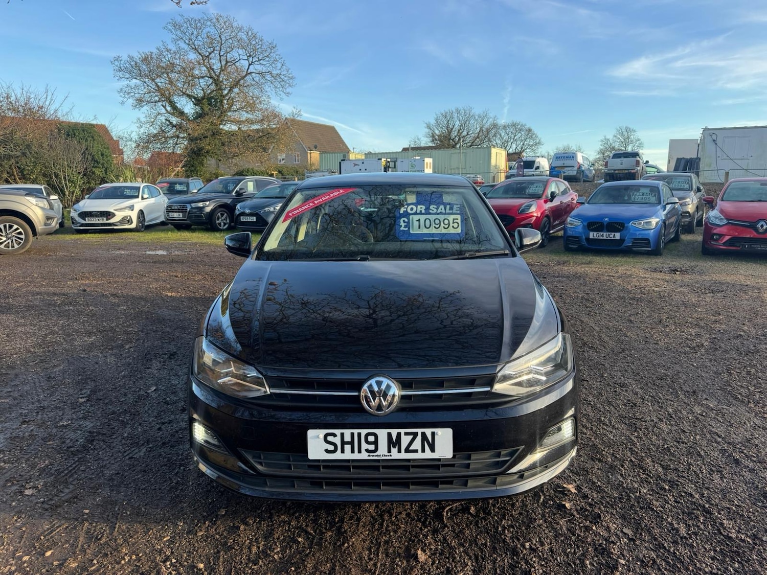 Used Volkswagen Polo 2019 for sale - 76918091: Photo 2