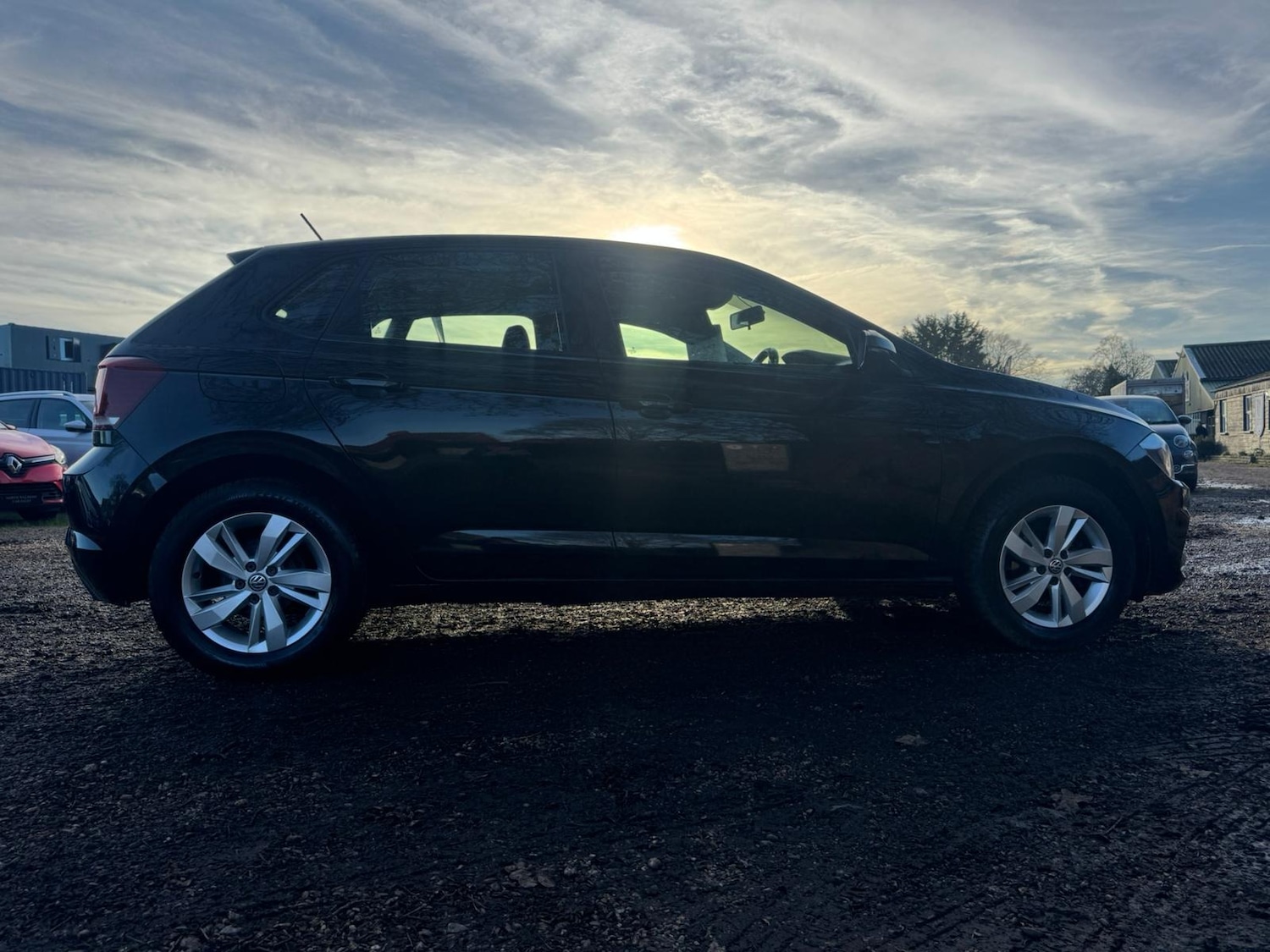Used Volkswagen Polo 2019 for sale - 76918091: Photo 4