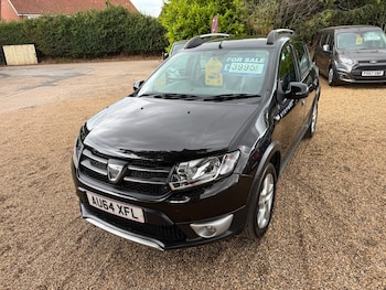 Used Dacia Sandero Stepway 2014 for sale - 79378810: Photo