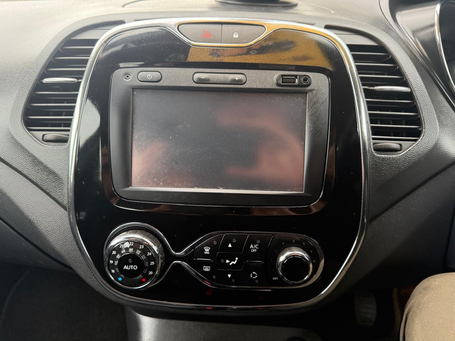 Used Renault Captur 2016 for sale - 78180015: Photo 41