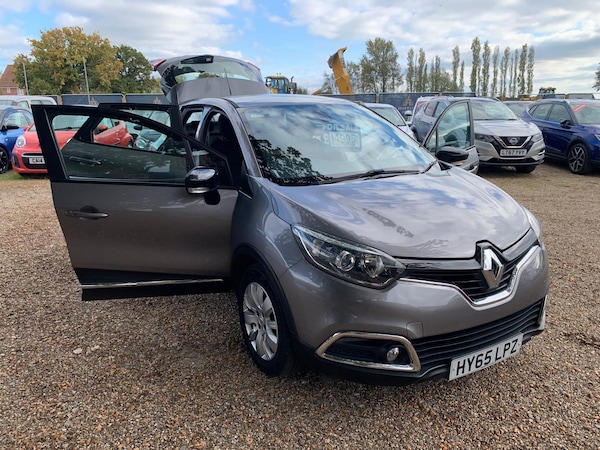 Used Renault Captur 2015 for sale - 76234214: Photo 11