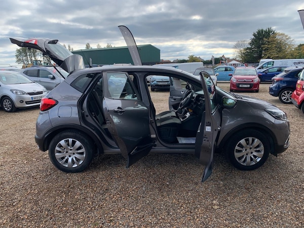 Used Renault Captur 2015 for sale - 76234214: Photo 12