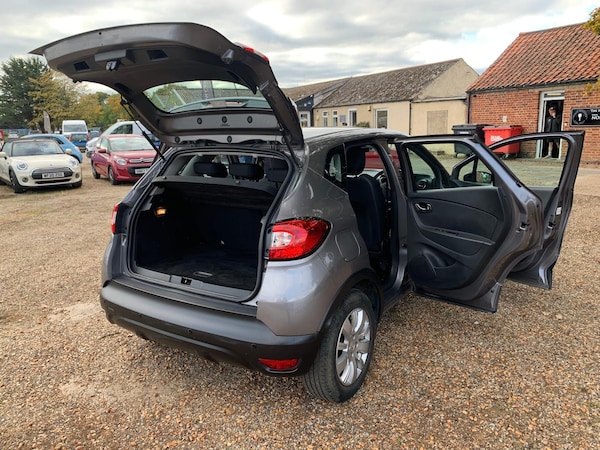 Used Renault Captur 2015 for sale - 76234214: Photo 13