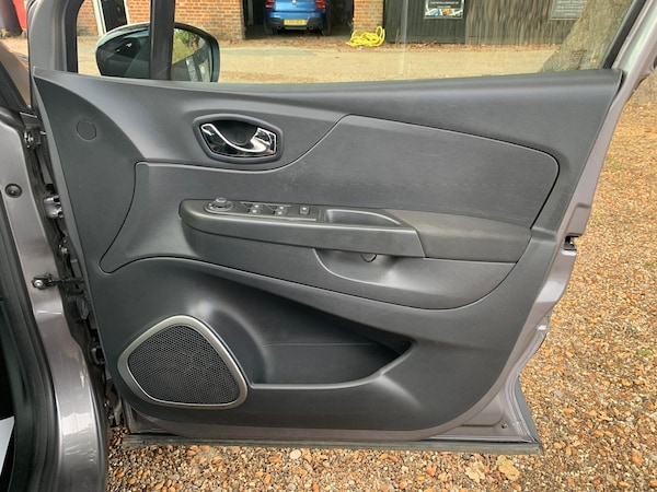 Used Renault Captur 2015 for sale - 76234214: Photo 19