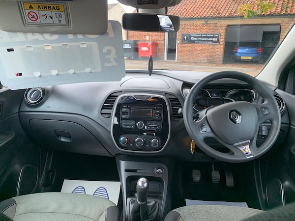 Used Renault Captur 2015 for sale - 76234214: Photo 30