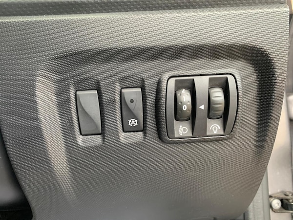 Used Renault Captur 2015 for sale - 76234214: Photo 31