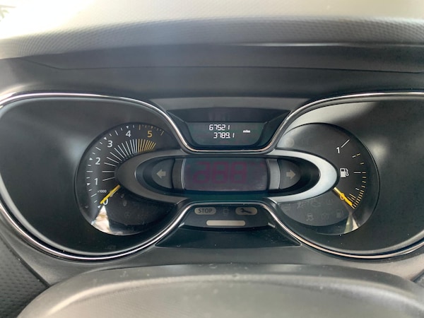 Used Renault Captur 2015 for sale - 76234214: Photo 37