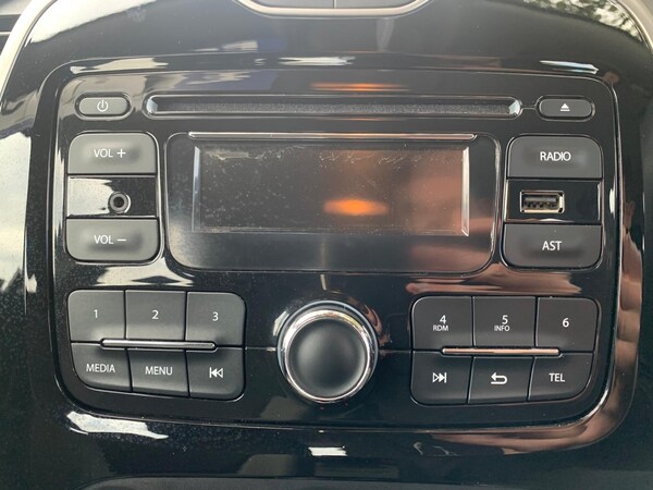 Used Renault Captur 2015 for sale - 76234214: Photo 40