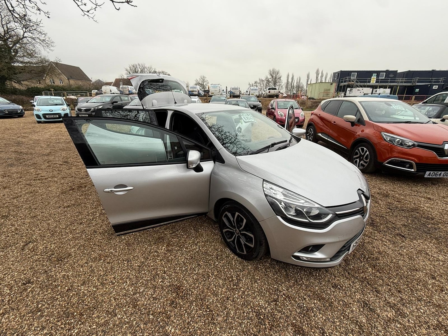 Used Renault Clio 2019 for sale - 77339250: Photo 10