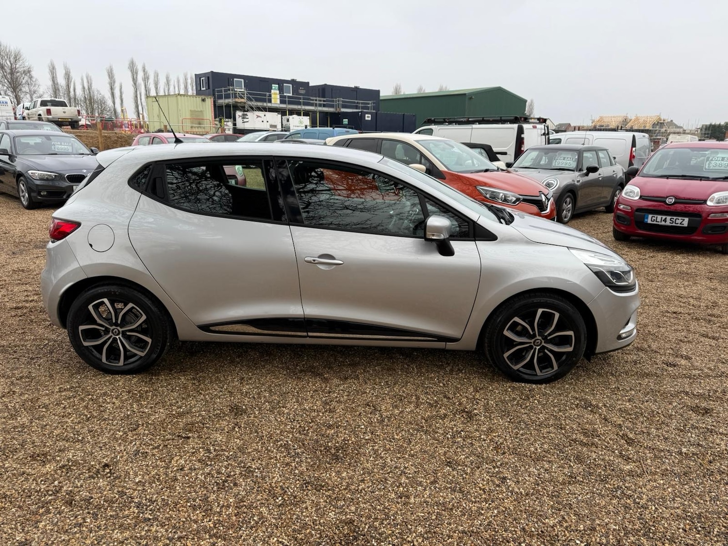 Used Renault Clio 2019 for sale - 77339250: Photo 4