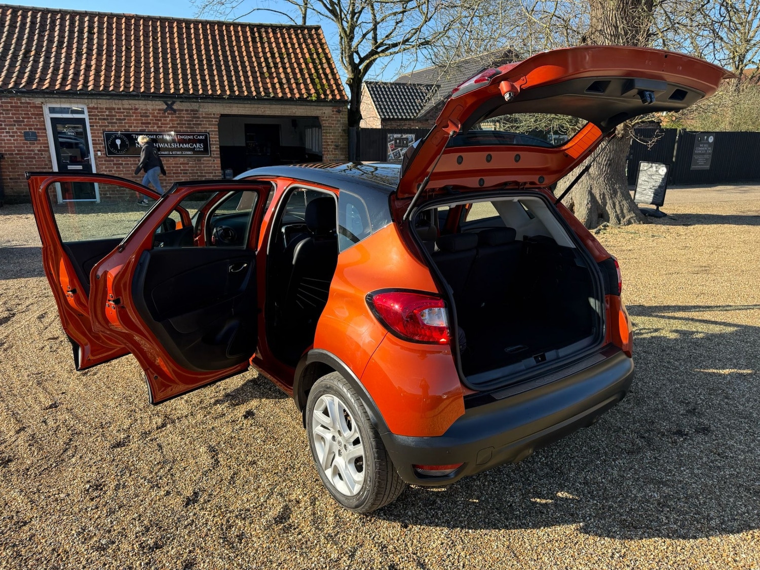 Used Renault Captur 2015 for sale - 77918238: Photo 10