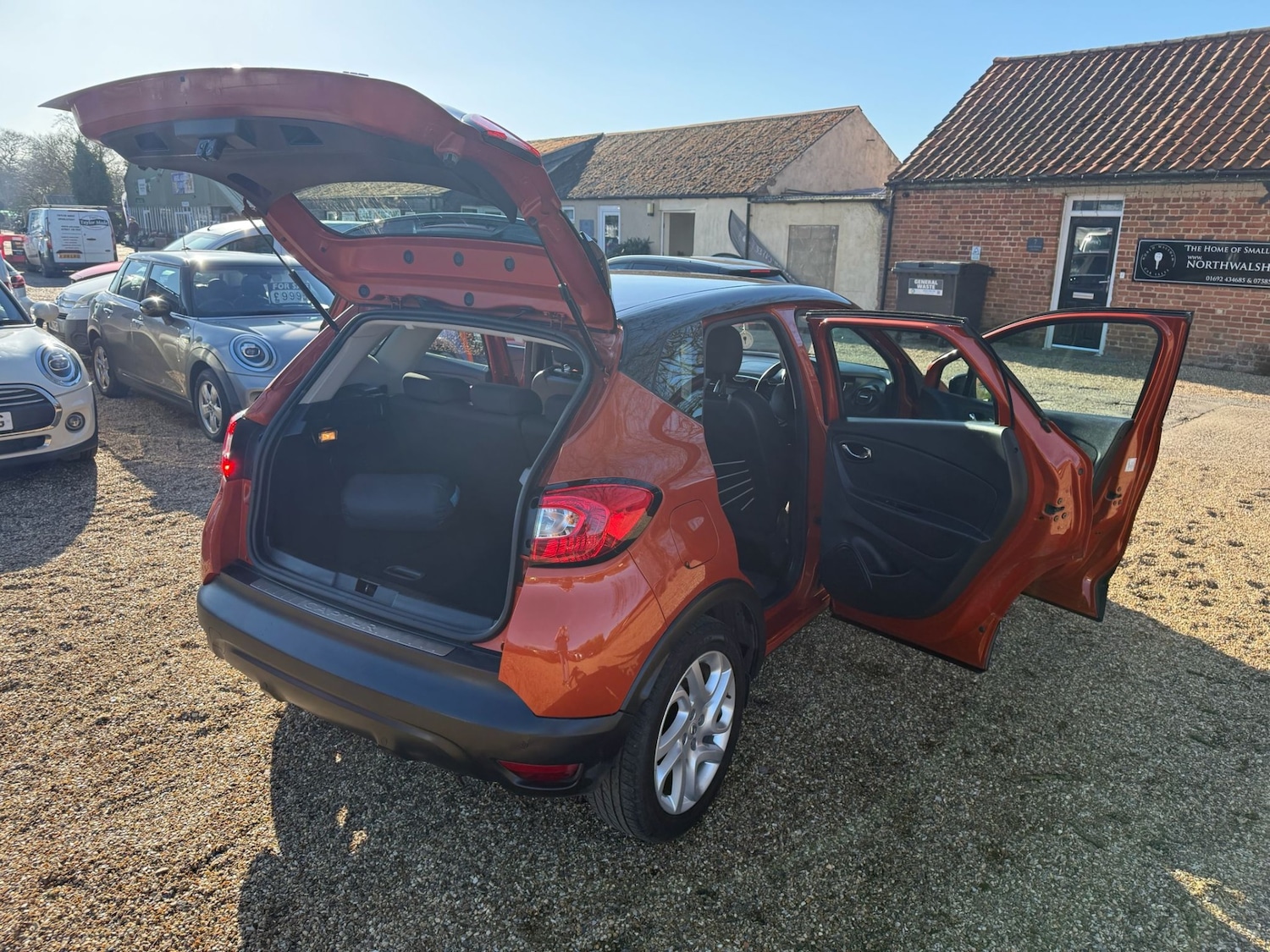 Used Renault Captur 2015 for sale - 77918238: Photo 12