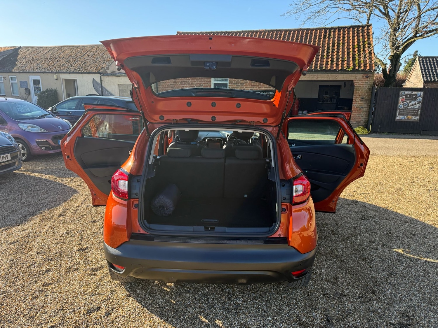 Used Renault Captur 2015 for sale - 77918238: Photo 14