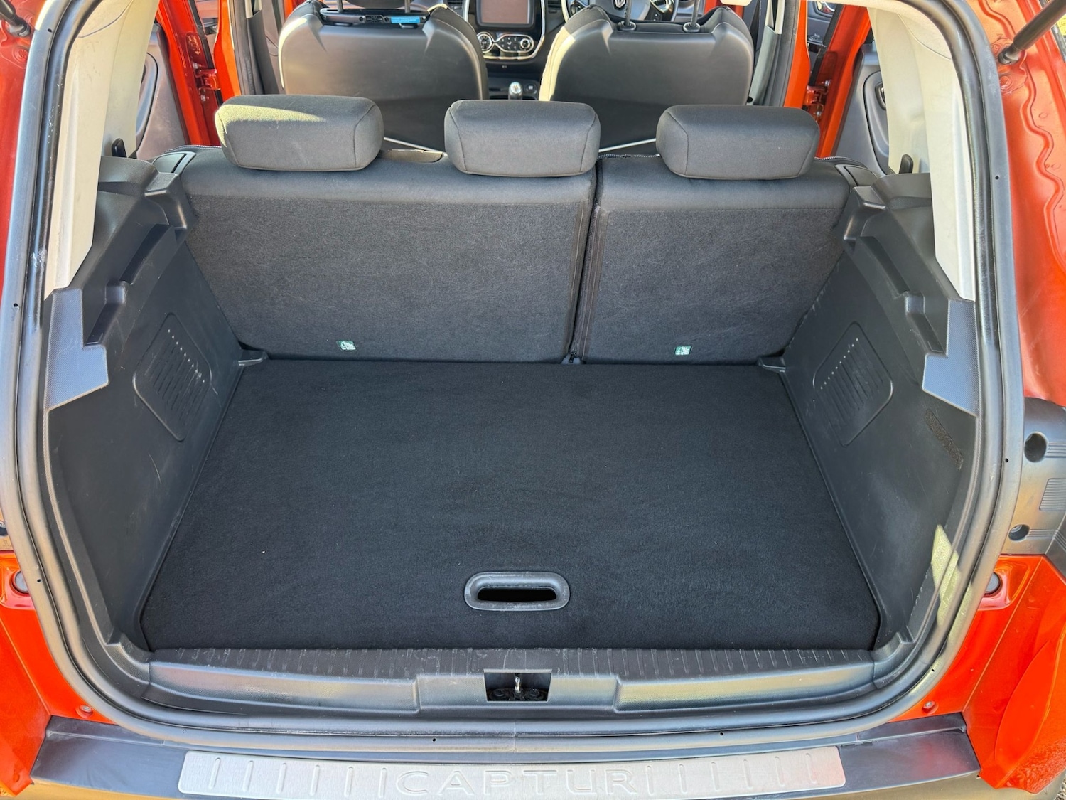 Used Renault Captur 2015 for sale - 77918238: Photo 15