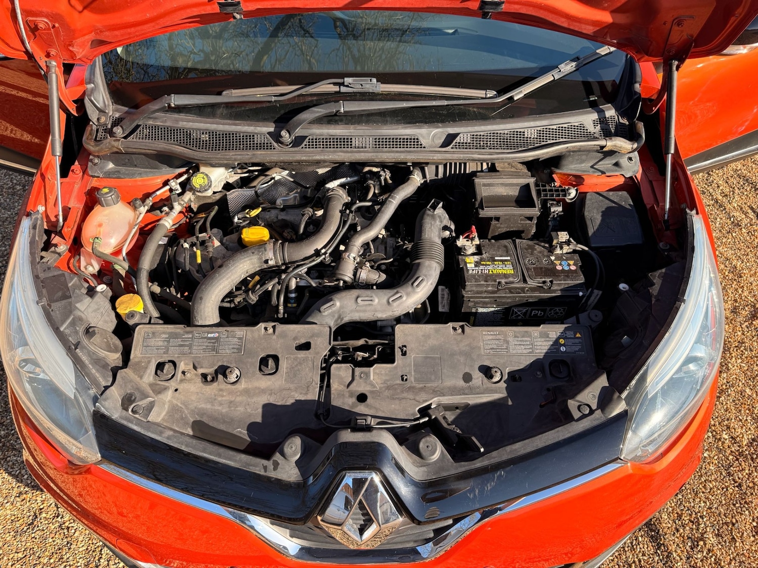 Used Renault Captur 2015 for sale - 77918238: Photo 31