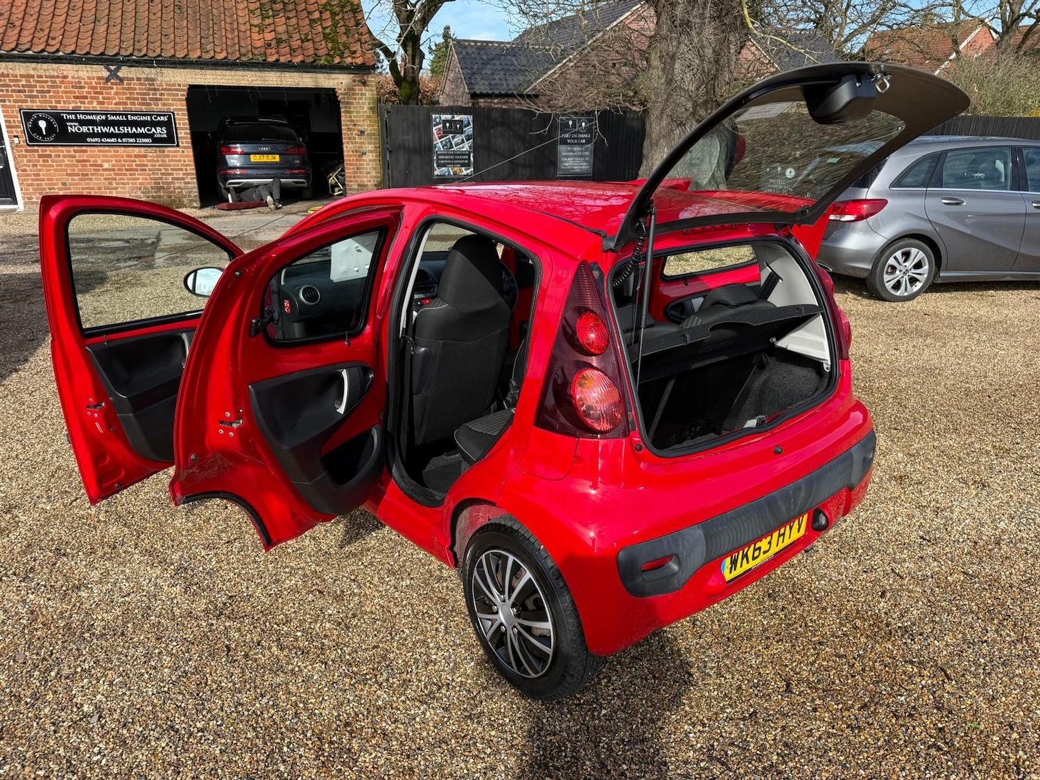 Used Peugeot 107 2013 for sale - 77915430: Photo 14
