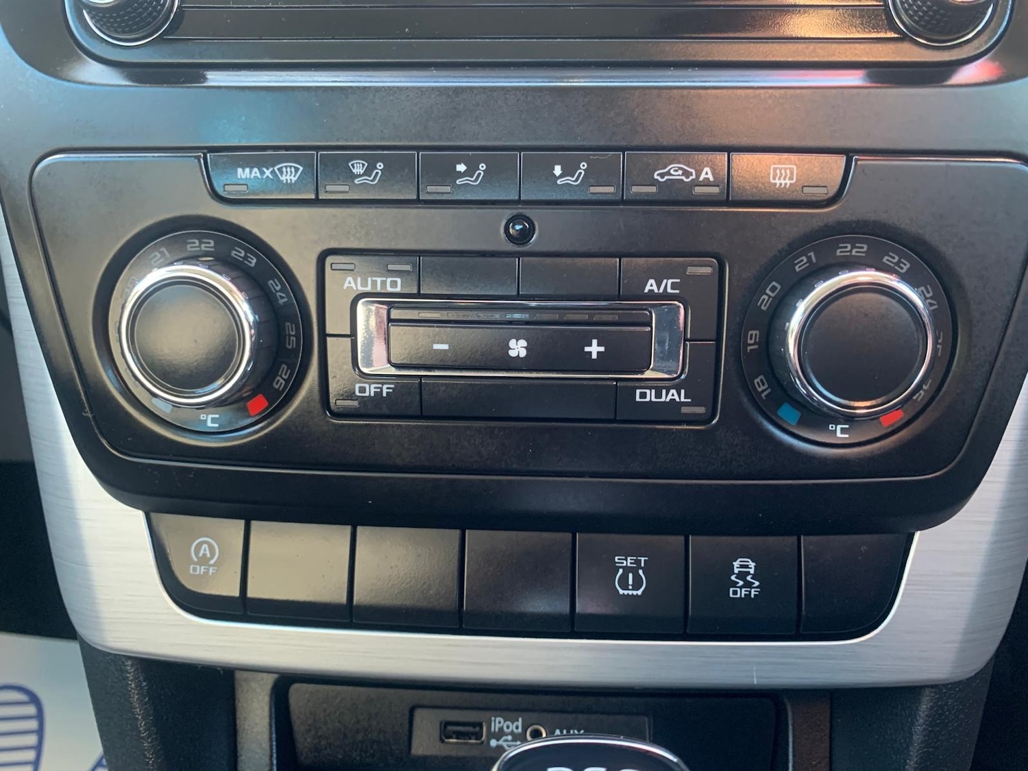 Used Skoda Yeti 2016 for sale - 76436580: Photo 42