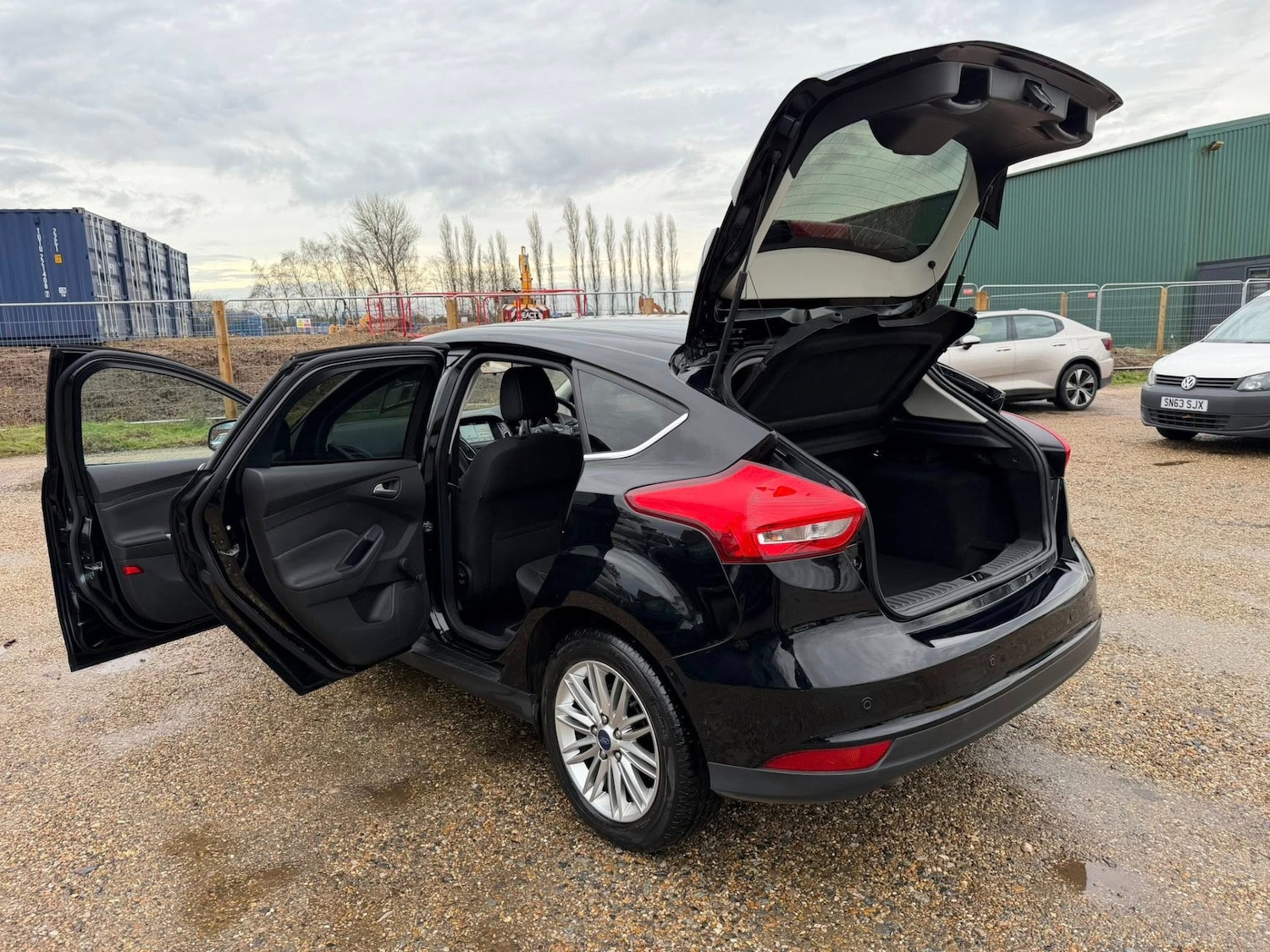 Used Ford Focus 2018 for sale - 76891885: Photo 15