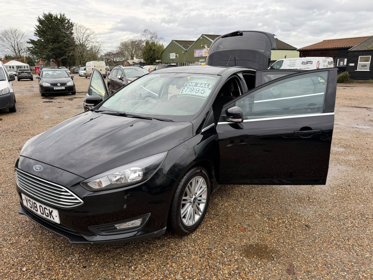 Used Ford Focus 2018 for sale - 76891885: Photo 9