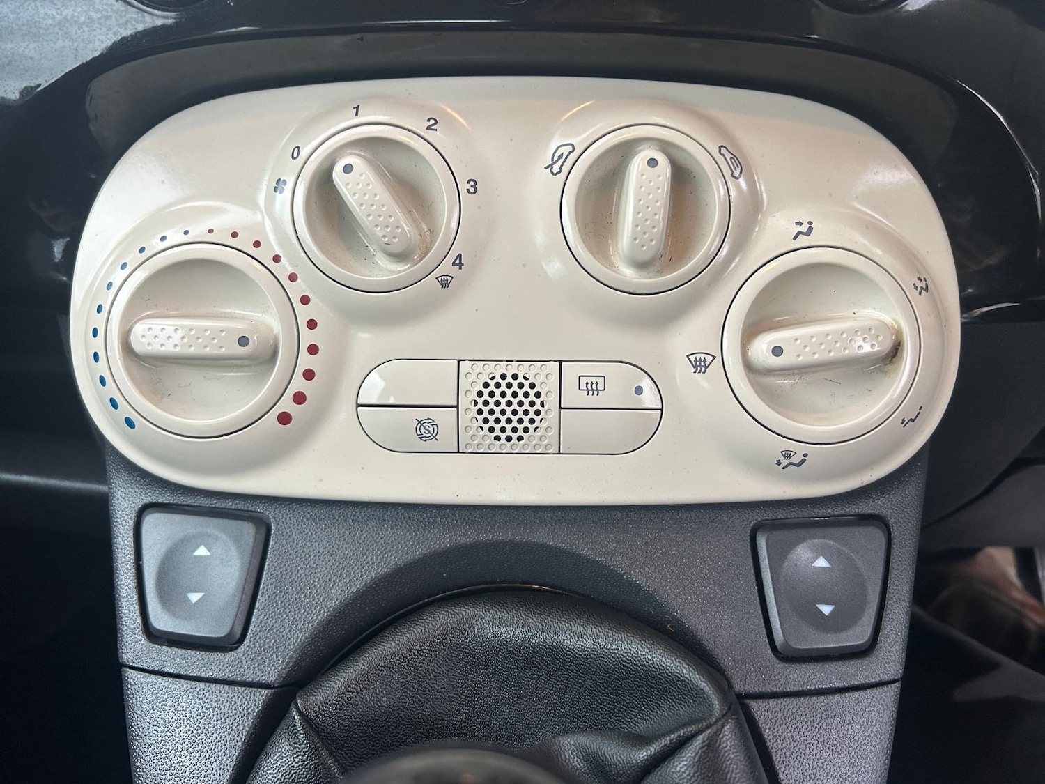 Used Fiat 500 2011 for sale - 76625309: Photo 35