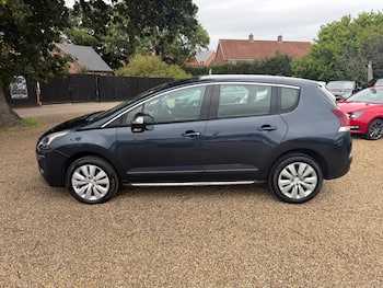 Used Peugeot 3008 2015 for sale - 79828400: Photo