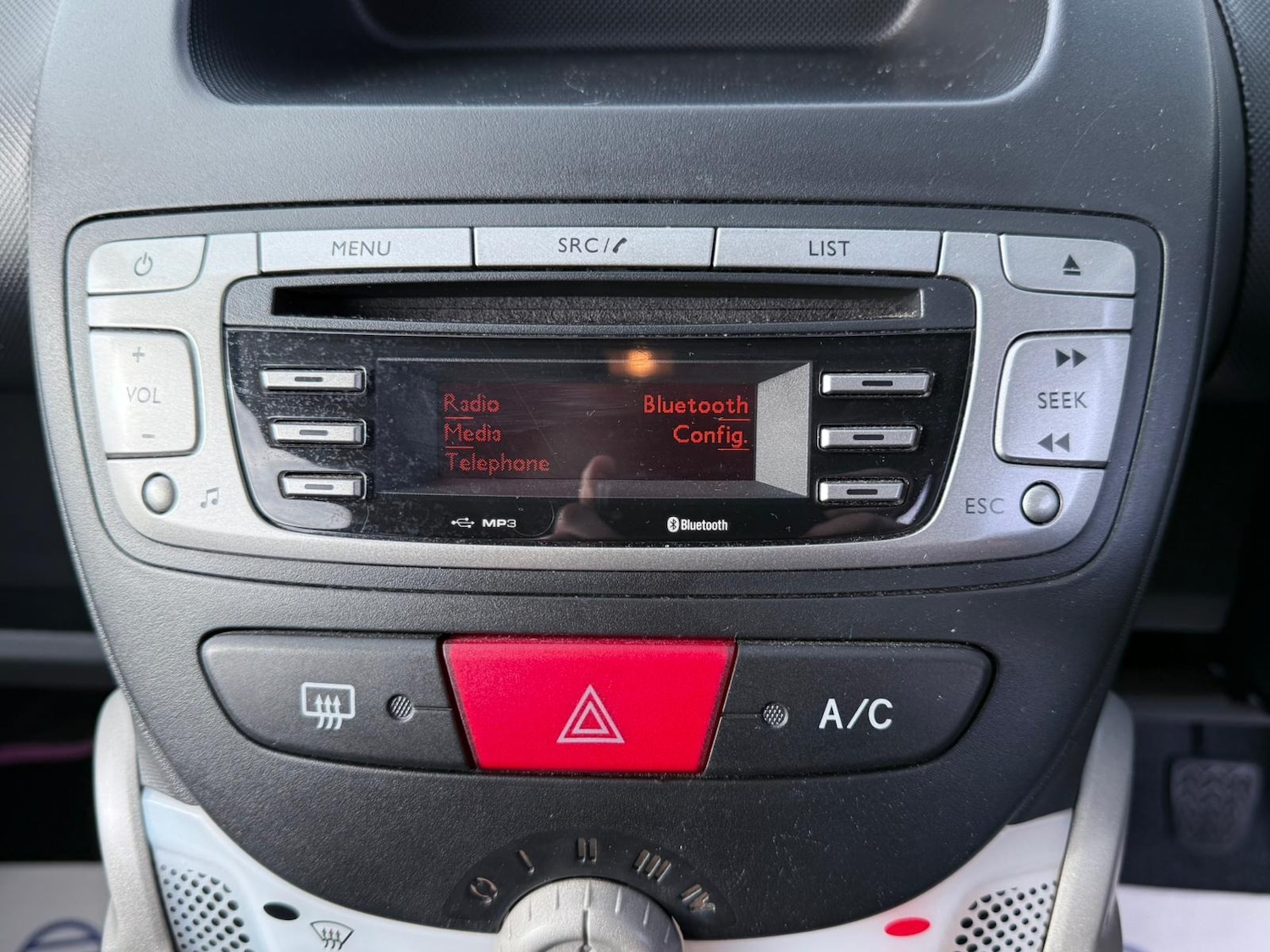 Used Peugeot 107 2012 for sale - 77650327: Photo 17