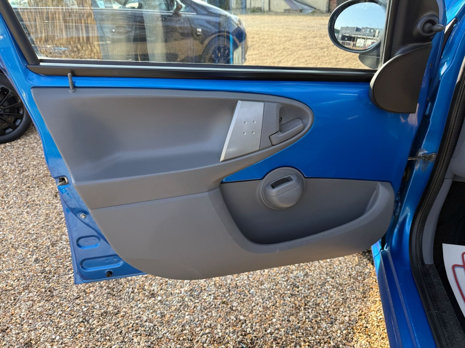 Used Peugeot 107 2010 for sale - 77961772: Photo 25