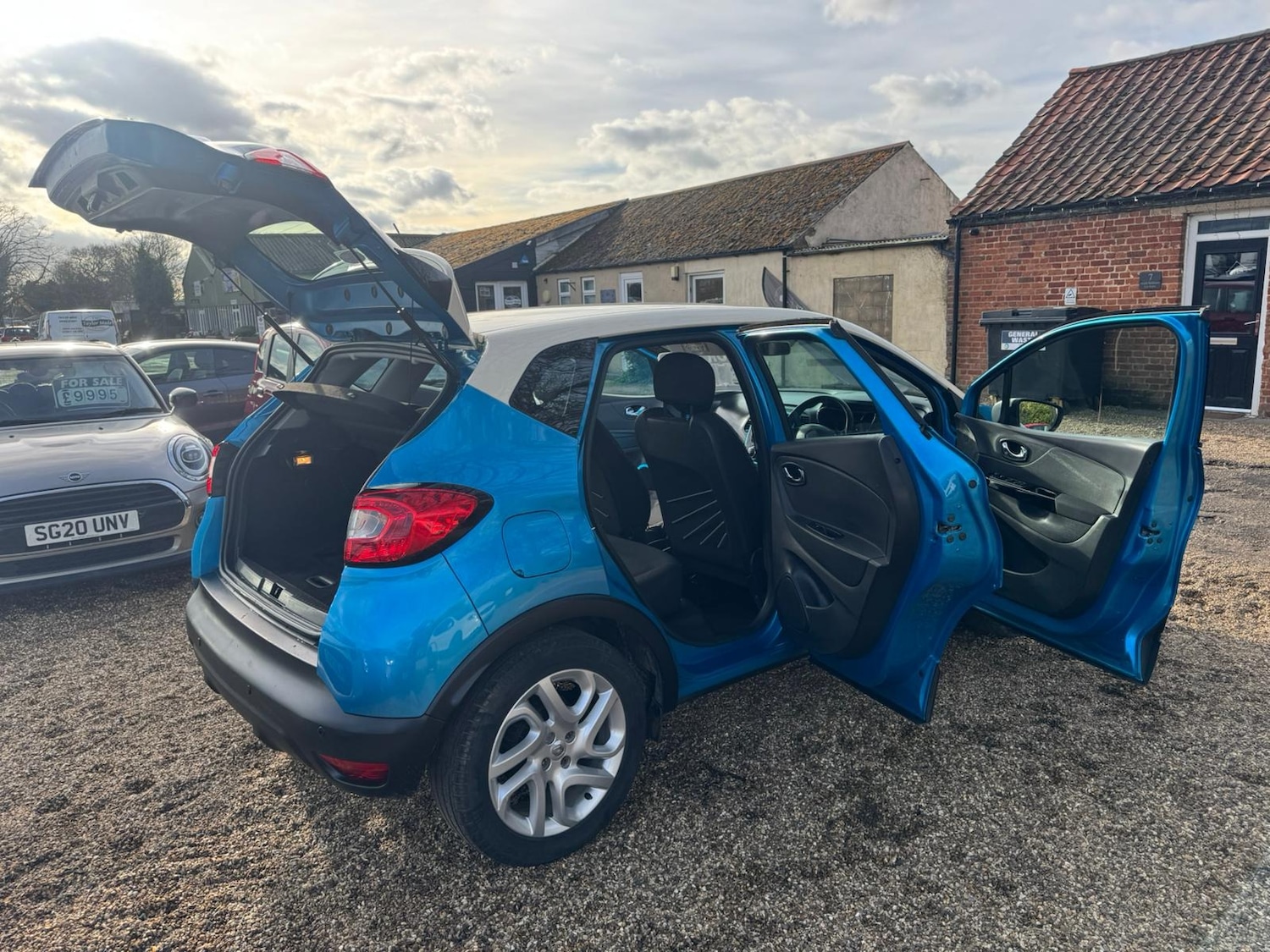 Used Renault Captur 2015 for sale - 77662285: Photo 13