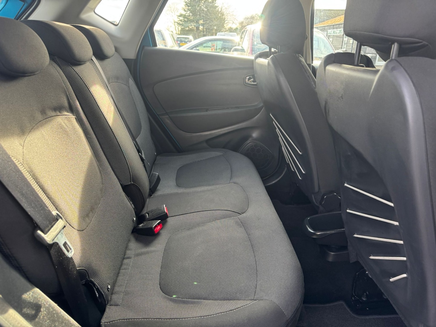 Used Renault Captur 2015 for sale - 77662285: Photo 37