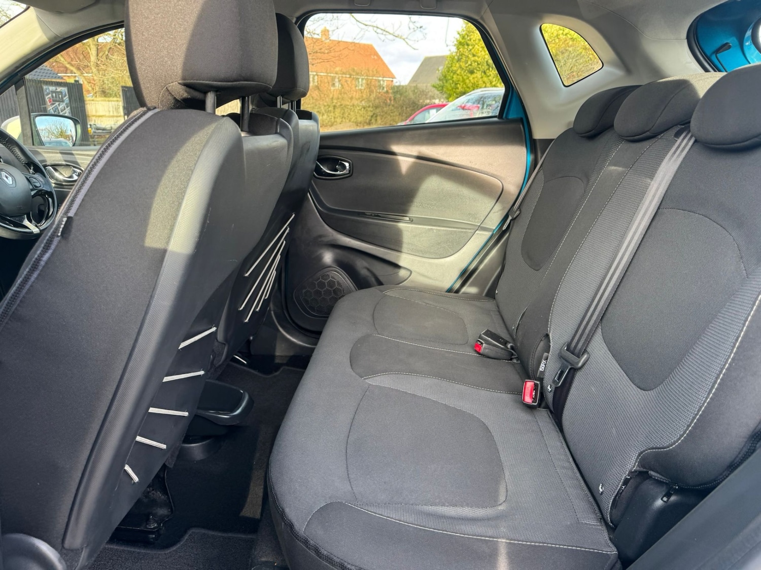 Used Renault Captur 2015 for sale - 77662285: Photo 43