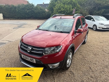 Used Dacia Sandero Stepway 2014 for sale - 79418215: Photo