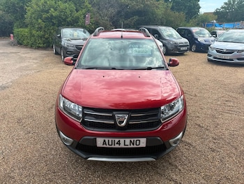 Used Dacia Sandero Stepway 2014 for sale - 79418215: Photo