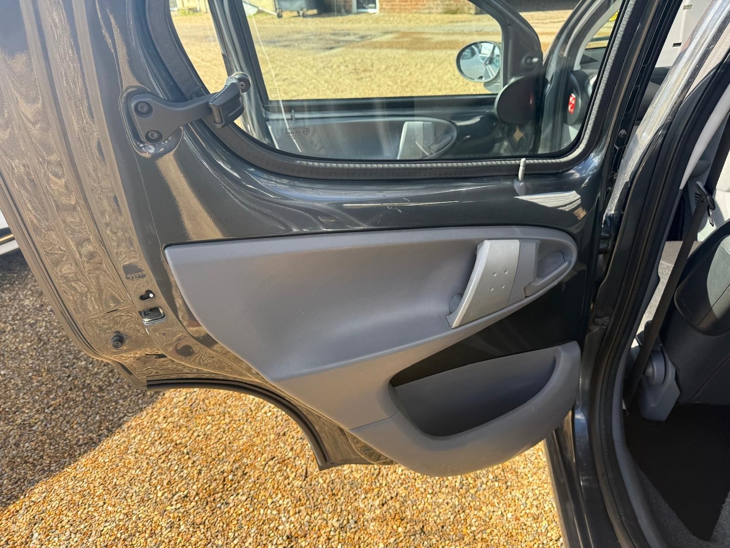 Used Peugeot 107 2011 for sale - 78027117: Photo 17