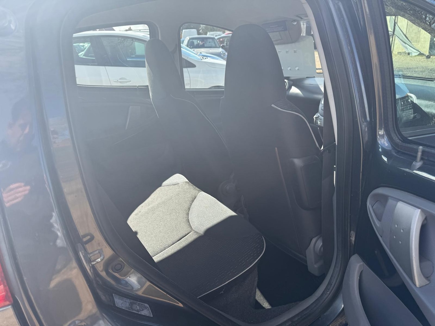 Used Peugeot 107 2011 for sale - 78027117: Photo 26