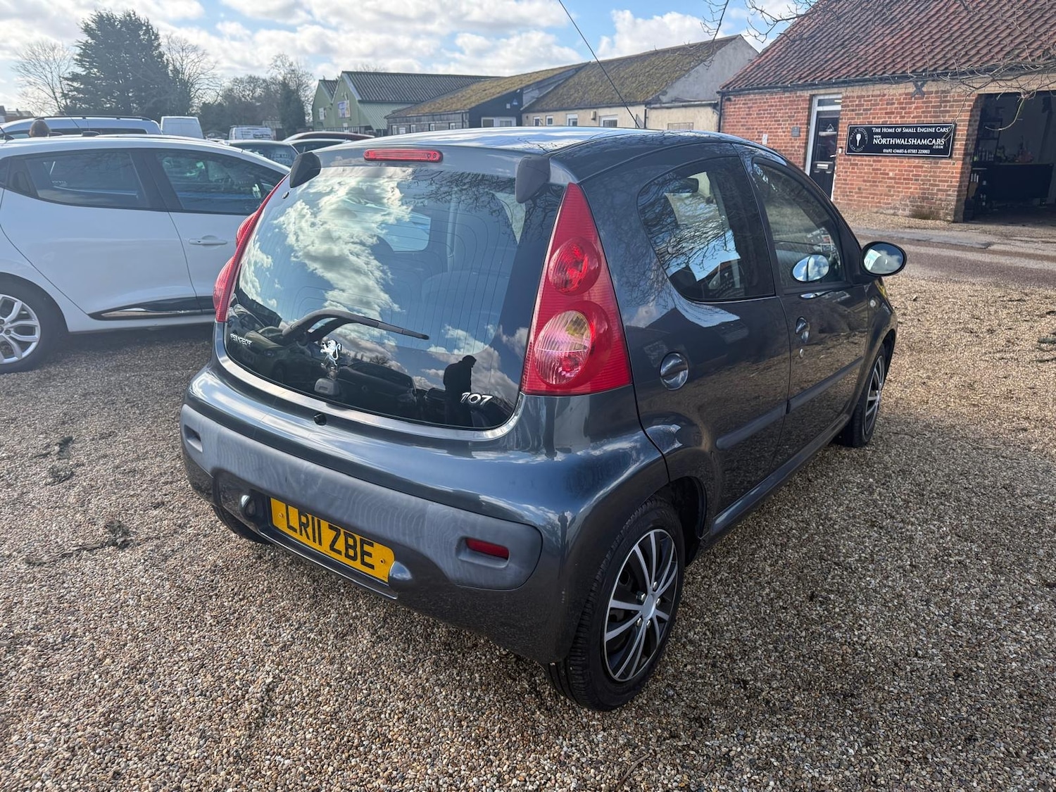 Used Peugeot 107 2011 for sale - 78027117: Photo 5