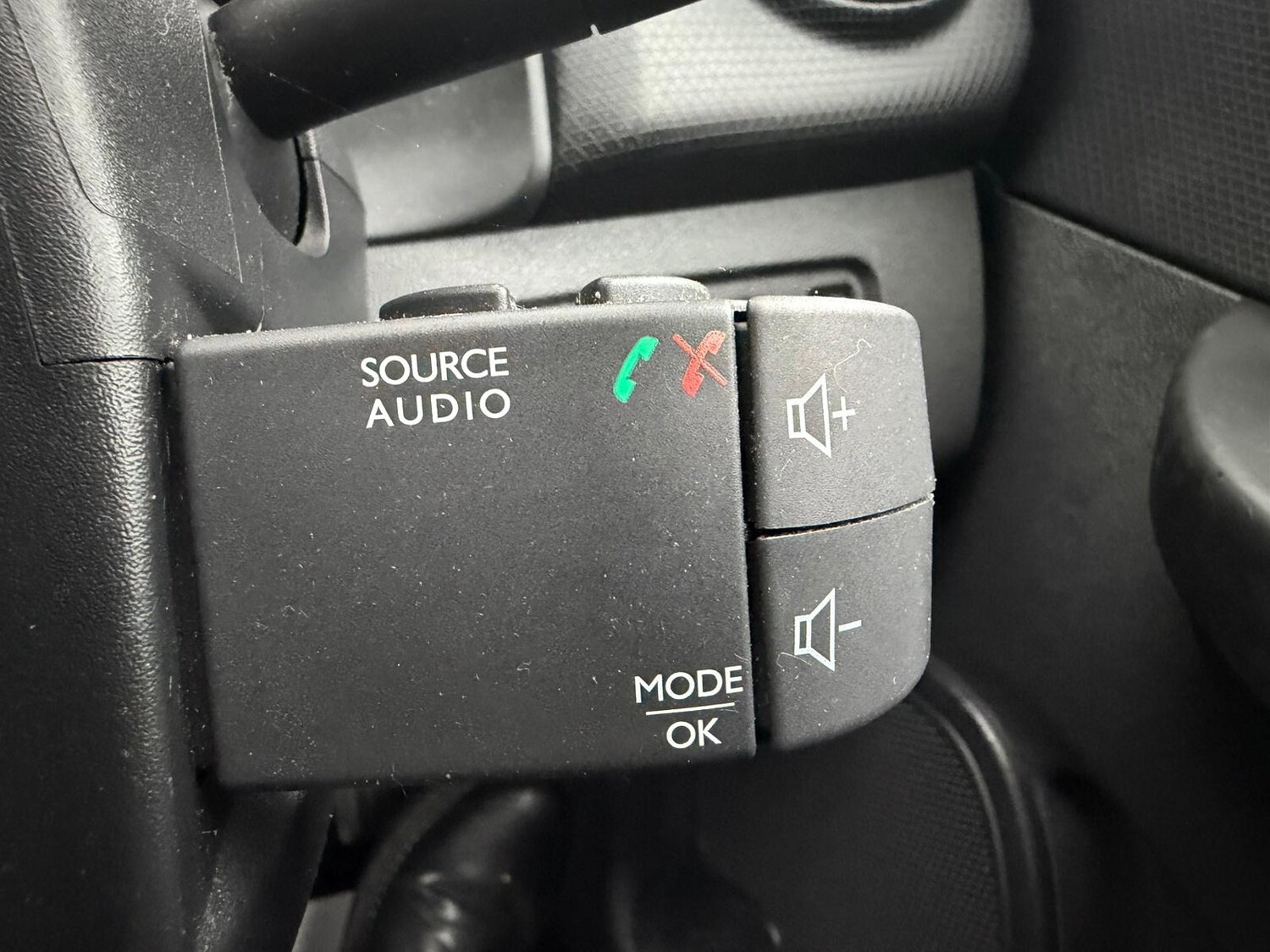 Used Renault Clio 2016 for sale - 77504352: Photo 27