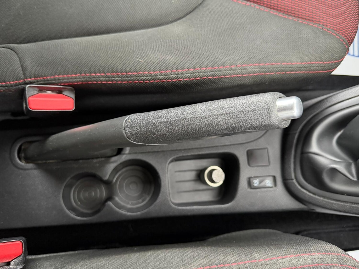 Used Renault Clio 2016 for sale - 77504352: Photo 35