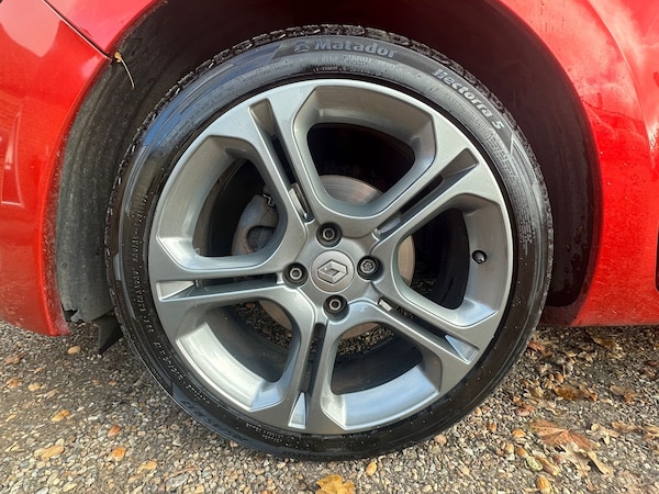 Used Renault Clio 2015 for sale - 76262738: Photo 18