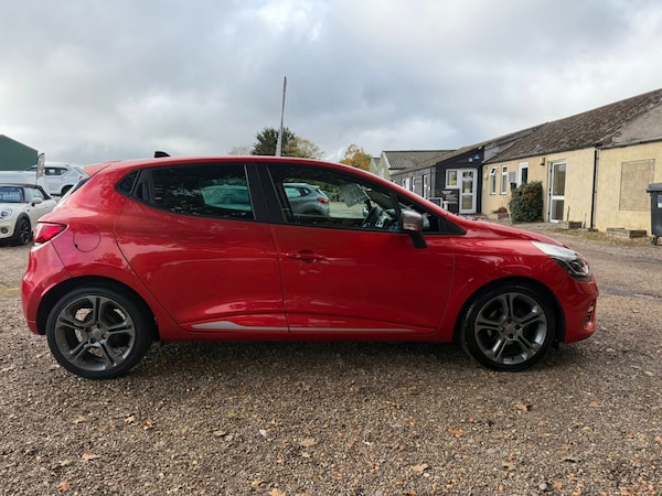 Used Renault Clio 2015 for sale - 76262738: Photo 4