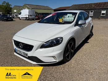 Used Volvo V40 2015 for sale - 78452700: Photo