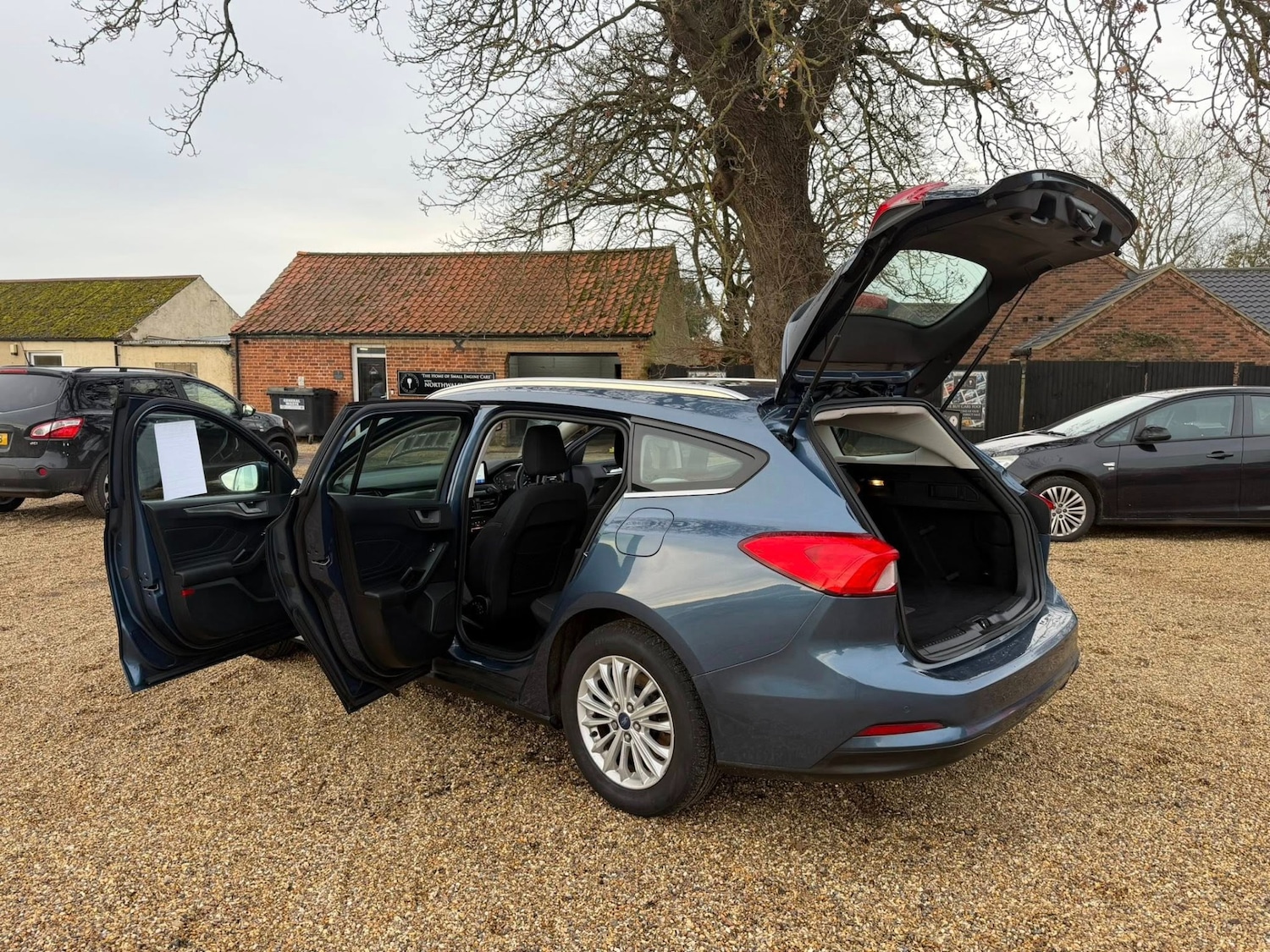 Used Ford Focus 2018 for sale - 77207127: Photo 13