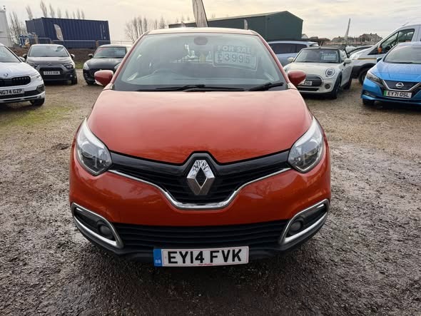 Used Renault Captur 2014 for sale - 76877889: Photo 2
