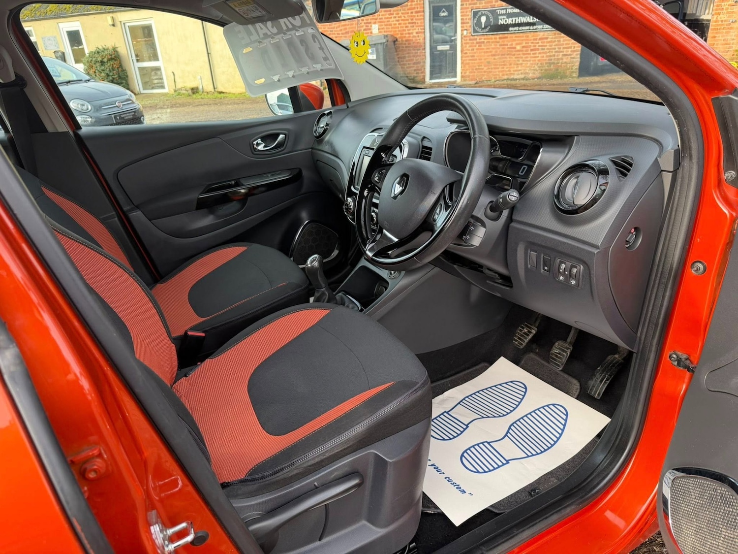 Used Renault Captur 2014 for sale - 76877889: Photo 32